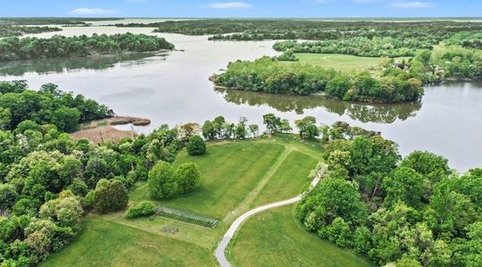 https://lcparkerrealestate.com/wp-content/uploads/2026/05/019_file_2498-540x299.jpg